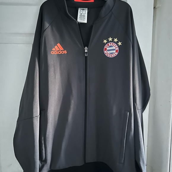 Fc Bayern Zip Up - Picture 1 of 3